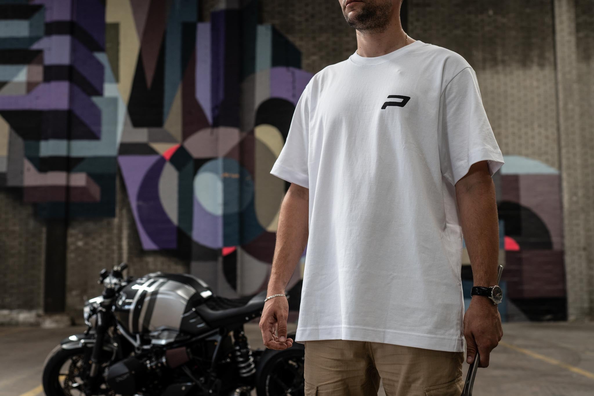 POWERBRICK 2023 TEE WHITE