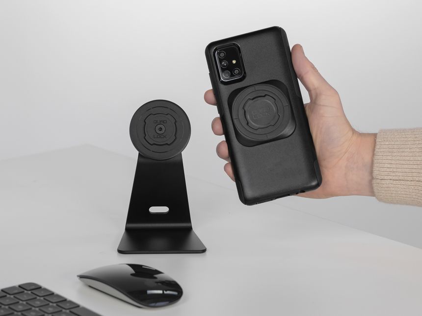 Quad lock universal adaptor MAG