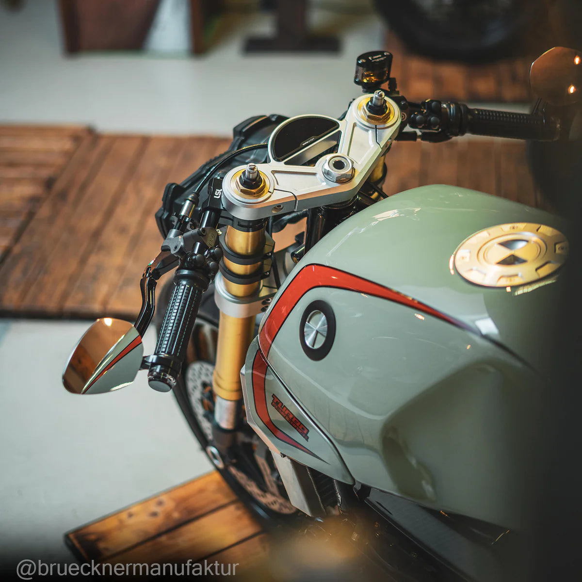 Motogadget MOTOSCOPE PRO motorcycle speedo display digital LED